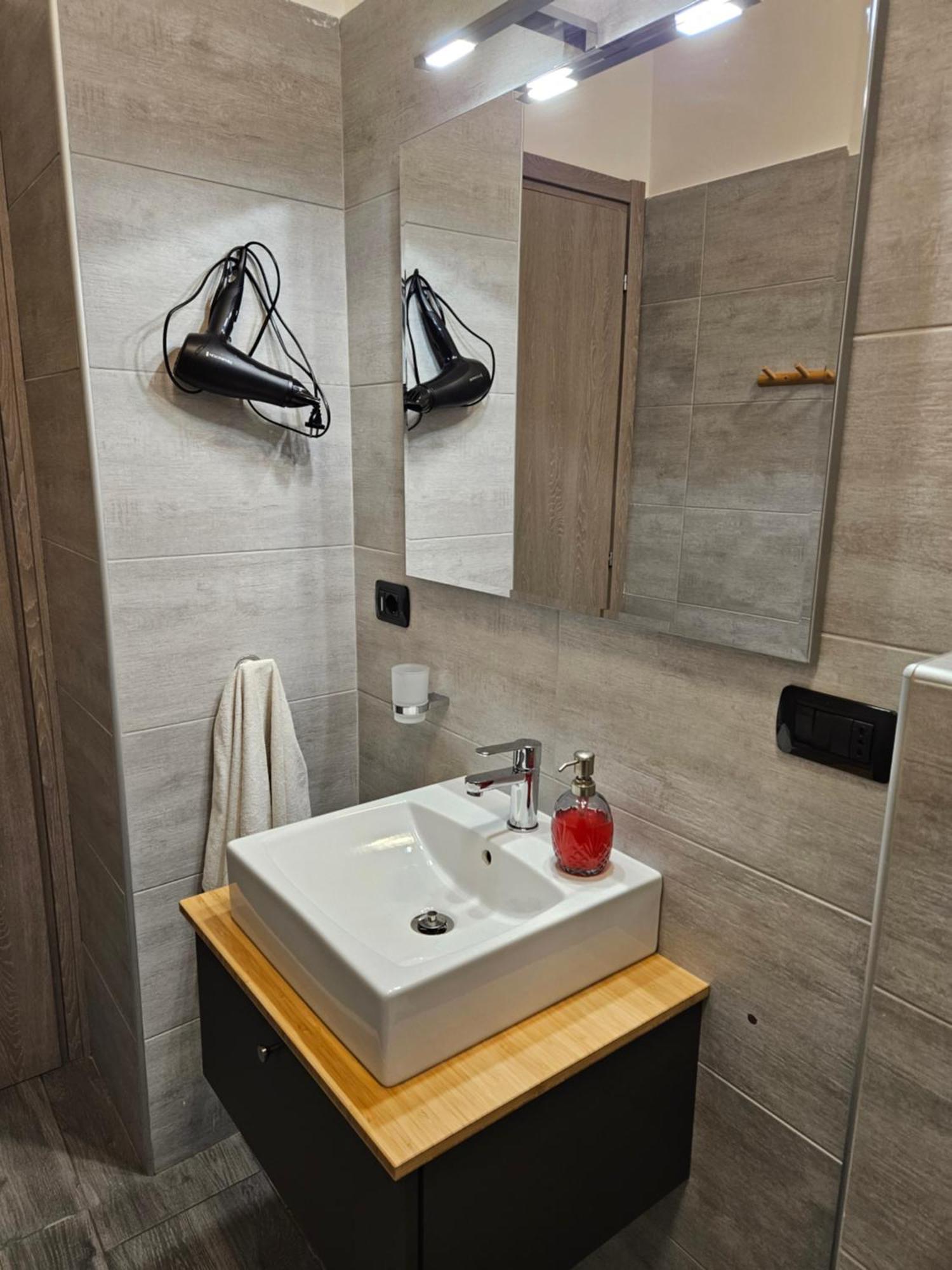 Casa Enne, Appartamento Vicino Centro E Juventus Stadium Turin Ngoại thất bức ảnh